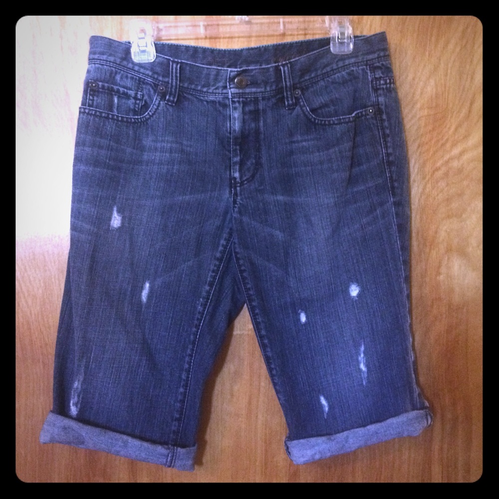 LOFT "boyfriend " jean shorts